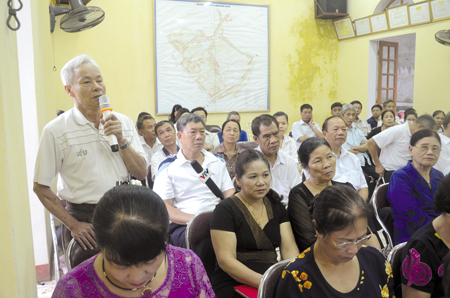 Cử tri phường Nguyễn Thái Học, thành phố Yên Bái mong muốn các đại biếu Quốc hội tích cực tham gia đóng góp vào thành công của Kỳ họp.