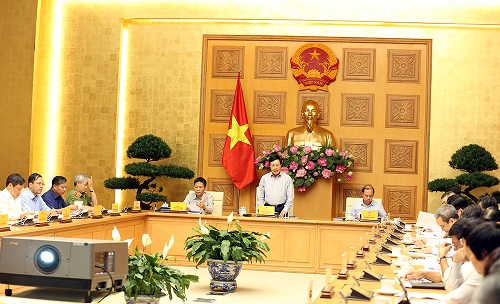 Phó Thủ tướng Phạm Bình Minh phát biểu tại Phiên họp