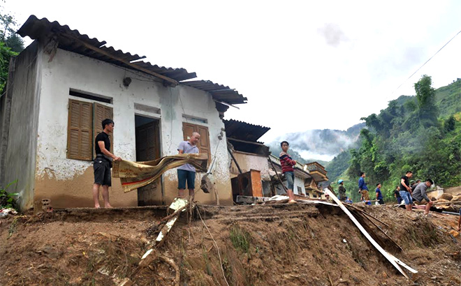 Hàng năm, mưa lũ đã ảnh hưởng không nhỏ đến sản xuất và đời sống của người dân huyện Mù Cang Chải.