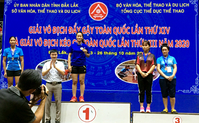 Vận động viên Hoàng Phương Chi xuất sắc đoạt Huy chương vàng môn đẩy gậy hạng 66 kg