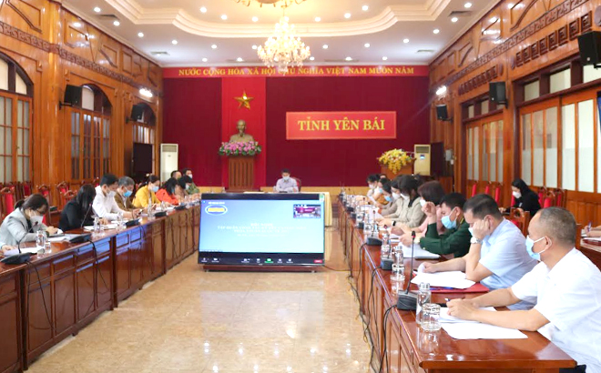 Quang cảnh Hội nghị trực tuyến tại điểm cầu tỉnh Yên Bái.