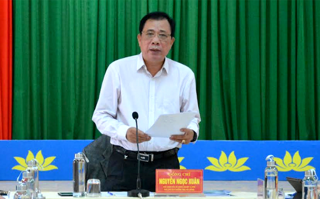 Lãnh đạo Sở Nông nghiệp và Phát triển nông thôn tỉnh Yên Bái phát biểu và chủ trì Hội nghị.
