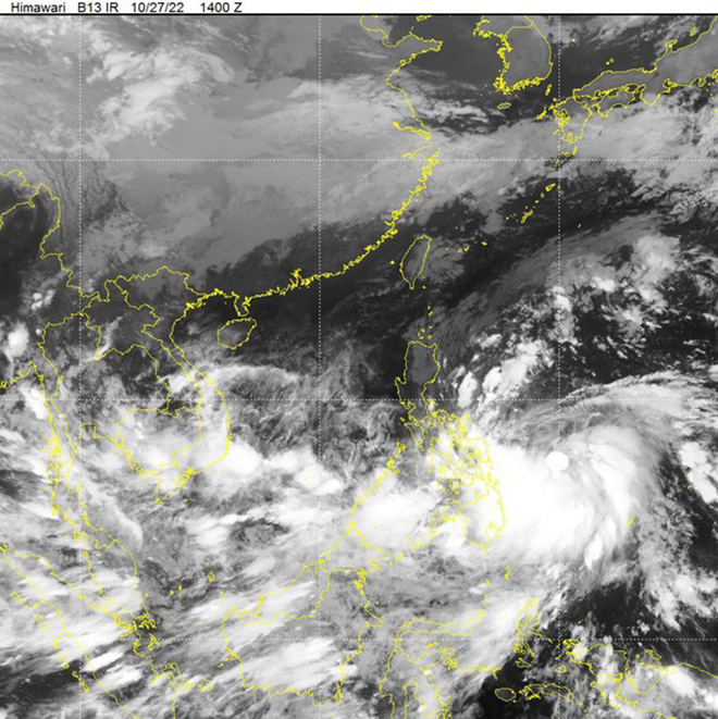 Dự báo khoảng đêm 30/10 bão Nalgae vào Biển Đông.