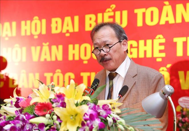 Ông Nông Quốc Bình, Chủ tịch Hội Văn học nghệ thuật các dân tộc thiểu số Việt Nam.