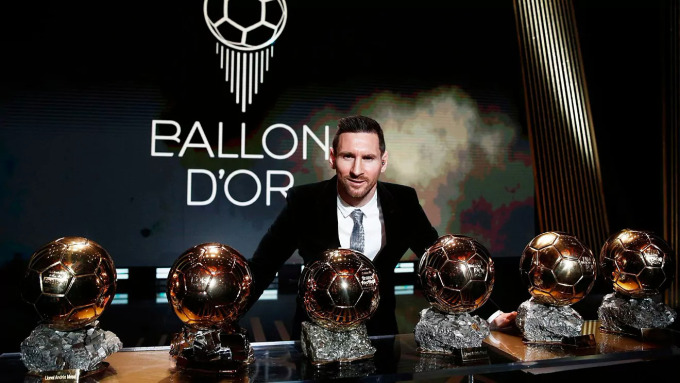 Messi được dự báo sẽ bổ sung Quả Bóng Vàng thứ bảy vào bộ sưu tập danh hiệu đồ sộ của anh sau lễ trao giải hôm nay.