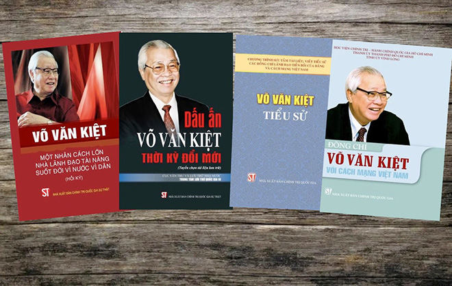 Các cuốn sách về cuộc đời, sự nghiệp cách mạng của đồng chí Võ Văn Kiệt.