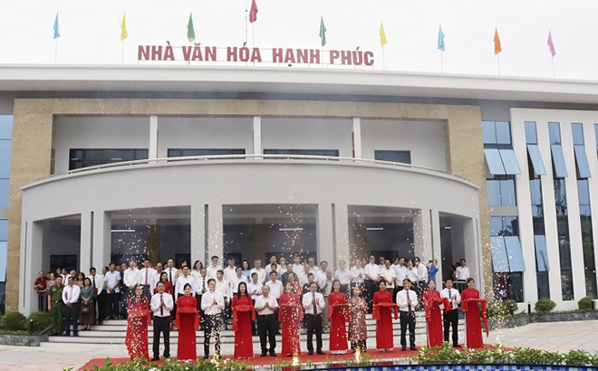 Lễ khánh thành Nhà văn hóa Hạnh Phúc, tổ 6, phường Yên Ninh Thành phố Yên Bái