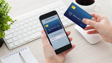 Tổ chức phát hành thẻ có thể thực hiện phát hành thẻ ghi nợ, thẻ tín dụng, thẻ trả trước định danh đối với chủ thẻ chính là cá nhân bằng phương thức điện tử