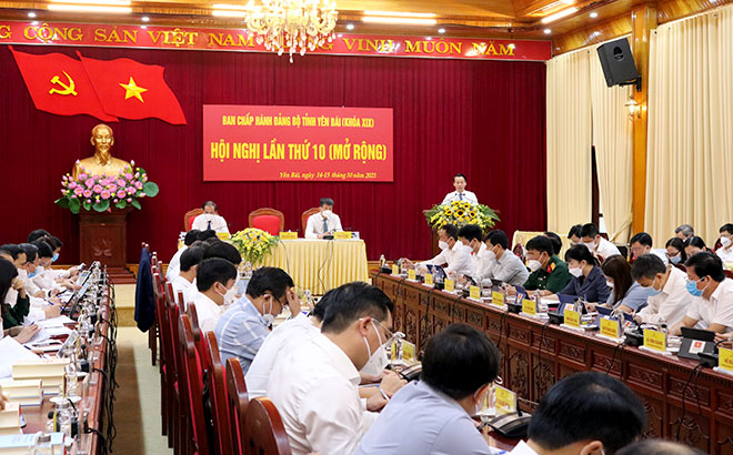 Hội nghị Ban Chấp hành Đảng bộ tỉnh Yên Bái lần thứ 10 khai mạc ngày 14/10/2021.