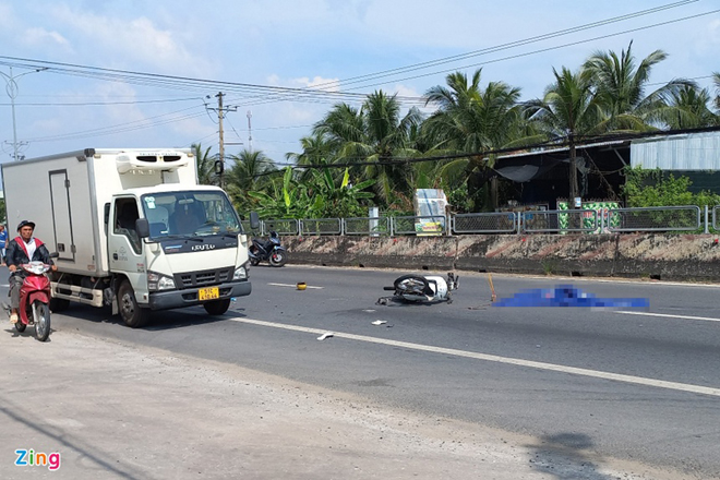 Hiện trường vụ tai nạn trên quốc lộ 1. Ảnh: Đ.T.