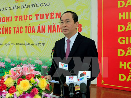 Chủ tịch nước Trần Đại Quang, Trưởng Ban Chỉ đạo cải cách Tư pháp Trung ương đến dự và phát biểu chỉ đạo Hội nghị tổng kết năm 2017 và triển khai công tác năm 2018 của ngành Tòa án.