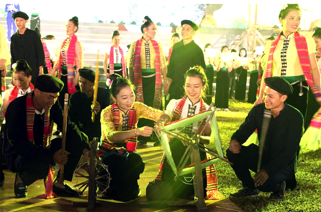 Hội Hạn Khuống được sân khấu hóa trong Lễ hội Văn hóa - Du lịch Mường Lò và khám phá Danh thắng quốc gia Ruộng bậc thang Mù Cang Chải năm 2019.