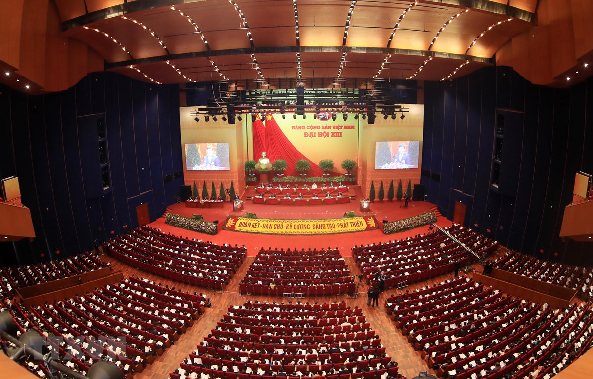 Toàn cảnh phiên họp thảo luận về các văn kiện đại hội tại hội trường Trung tâm Hội nghị Quốc gia, chiều 27/1/2021.