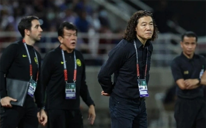 HLV Kim Pan Gon nhận hết mọi trách nhiệm về mình, sau khi Malaysia thua Thái Lan và bị loại khỏi AFF Cup 2022.