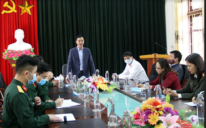 Đồng chí Dương Văn Tiến – Phó Chủ tịch UBND tỉnh phát biểu tại buổi làm việc.