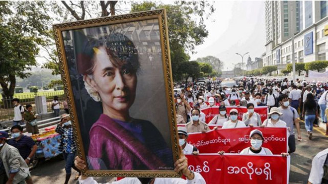 Biểu tình tiếp diễn tại Myanmar.