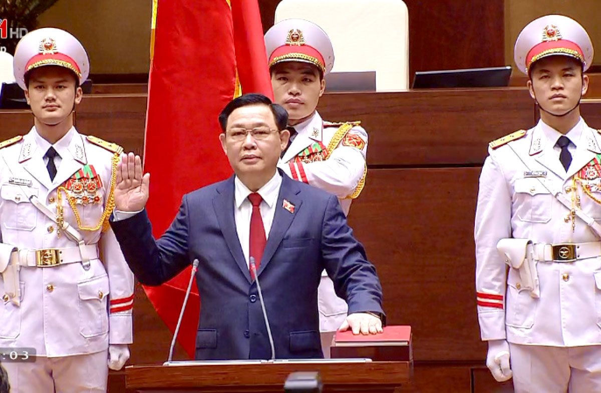 Ông Vương Đình Huệ tuyên thệ nhậm chức Chủ tịch Quốc hội khóa XIV.