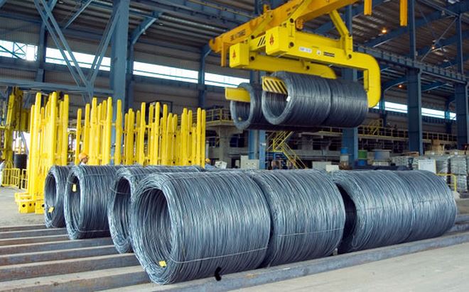 Hàng hóa bị áp dụng biện pháp chống lẩn tránh biện pháp phòng vệ thương mại là các sản phẩm thép cuộn, thép dây nhập khẩu.