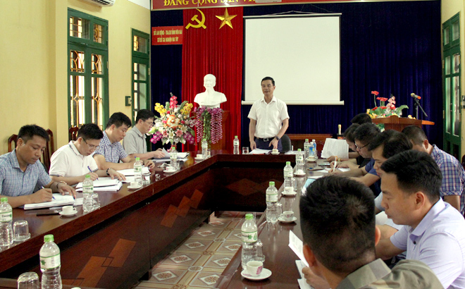 Đồng chí Dương Văn Tiến - Phó Chủ tịch UBND tỉnh phát biểu kết luận buổi làm việc tại Cơ sở cai nghiện ma túy tỉnh.