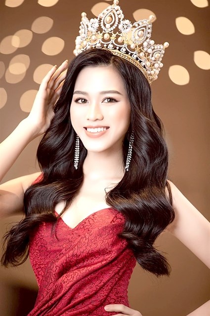 Miss Vietnam 2020 Do Thi Ha, a student at the Hanoi-based National Economics University, is working to prepare for her appearance at the Miss World 2021 in Puerto Rico in December.
