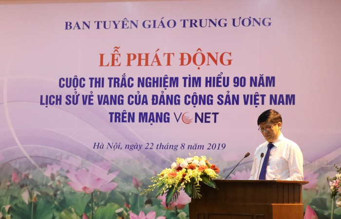 Đồng chí Nguyễn Thanh Long - Phó Trưởng ban Tuyên giáo Trung ương, Trưởng ban Tổ chức Cuộc thi phát biểu tại Lễ phát động.
