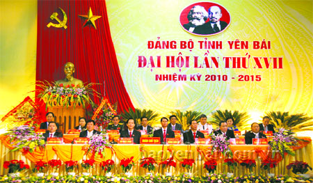 Đại hội Đảng bộ tỉnh Yên Bái lần thứ XVII, nhiệm kỳ 2010 - 2015.
(Ảnh: T.L)