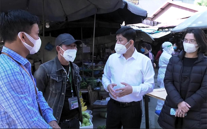 Lãnh đạo thành phố Yên Bái kiểm tra công tác phòng, chống dịch Covid-19 tại các chợ dân sinh trên địa bàn.